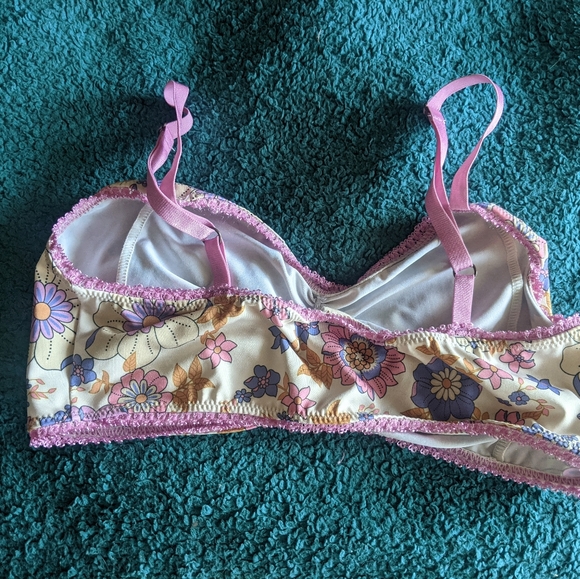 Spell & the Gypsy Buttercup Bralette medium - Picture 7 of 8